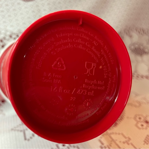 ⭐️ LIMITED EDITION ⭐️ Starbucks Red Cup Day 2022 Holiday Travel Mug Collectible - Picture 6 of 7